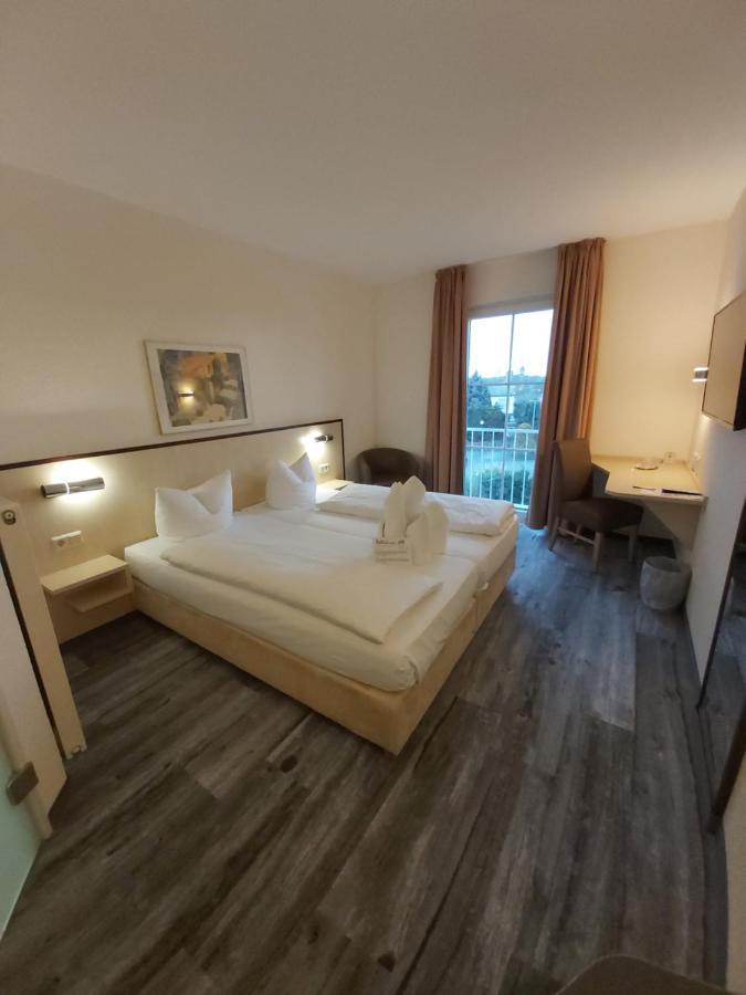 Hotel Montana Limburg 림부르크안더란 외부 사진