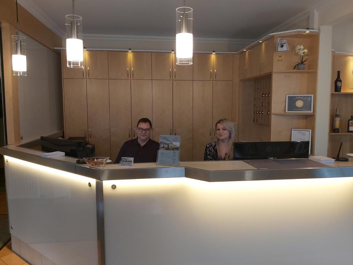 Hotel Montana Limburg 림부르크안더란 외부 사진