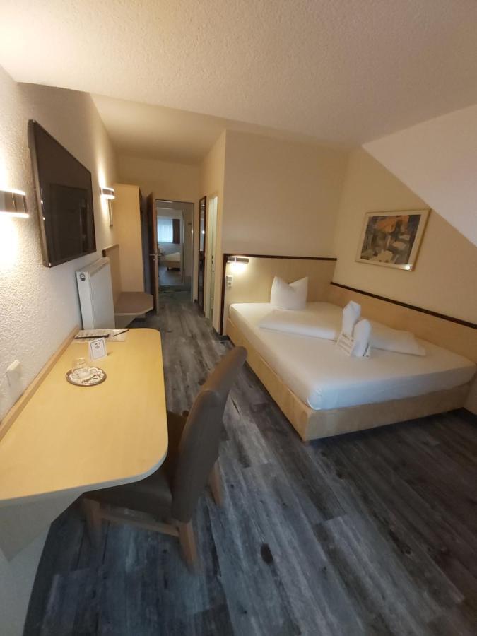 Hotel Montana Limburg 림부르크안더란 외부 사진