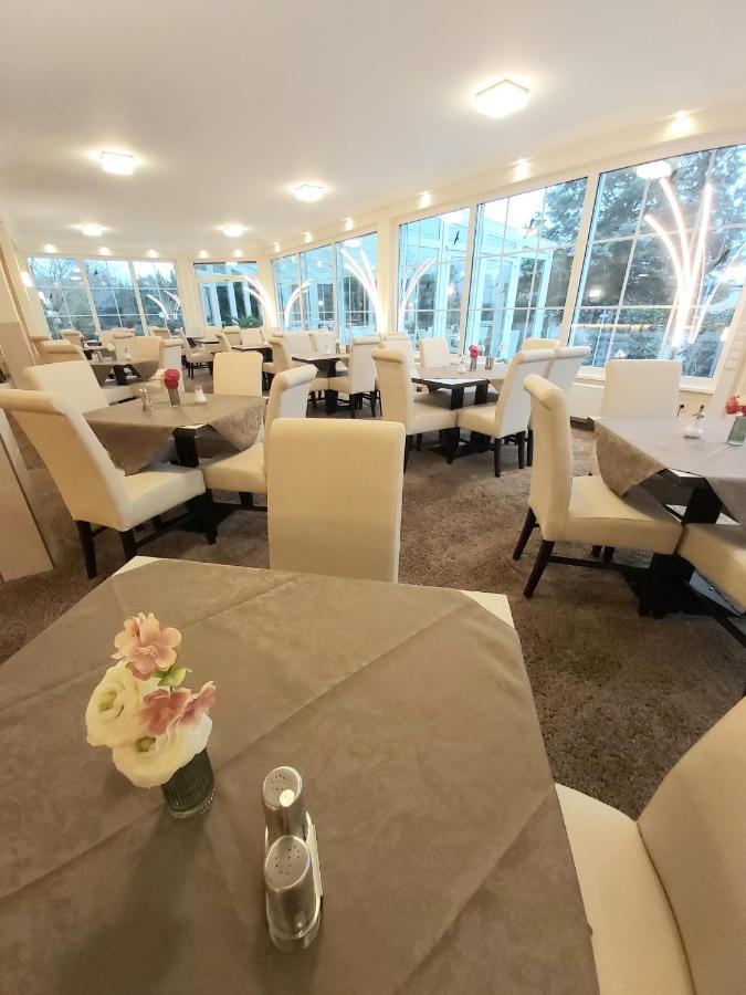 Hotel Montana Limburg 림부르크안더란 외부 사진